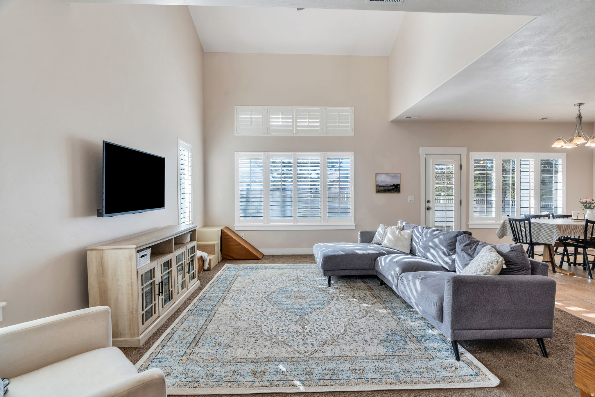 THE HEIGHTS ON QUARRY BEND - Residential