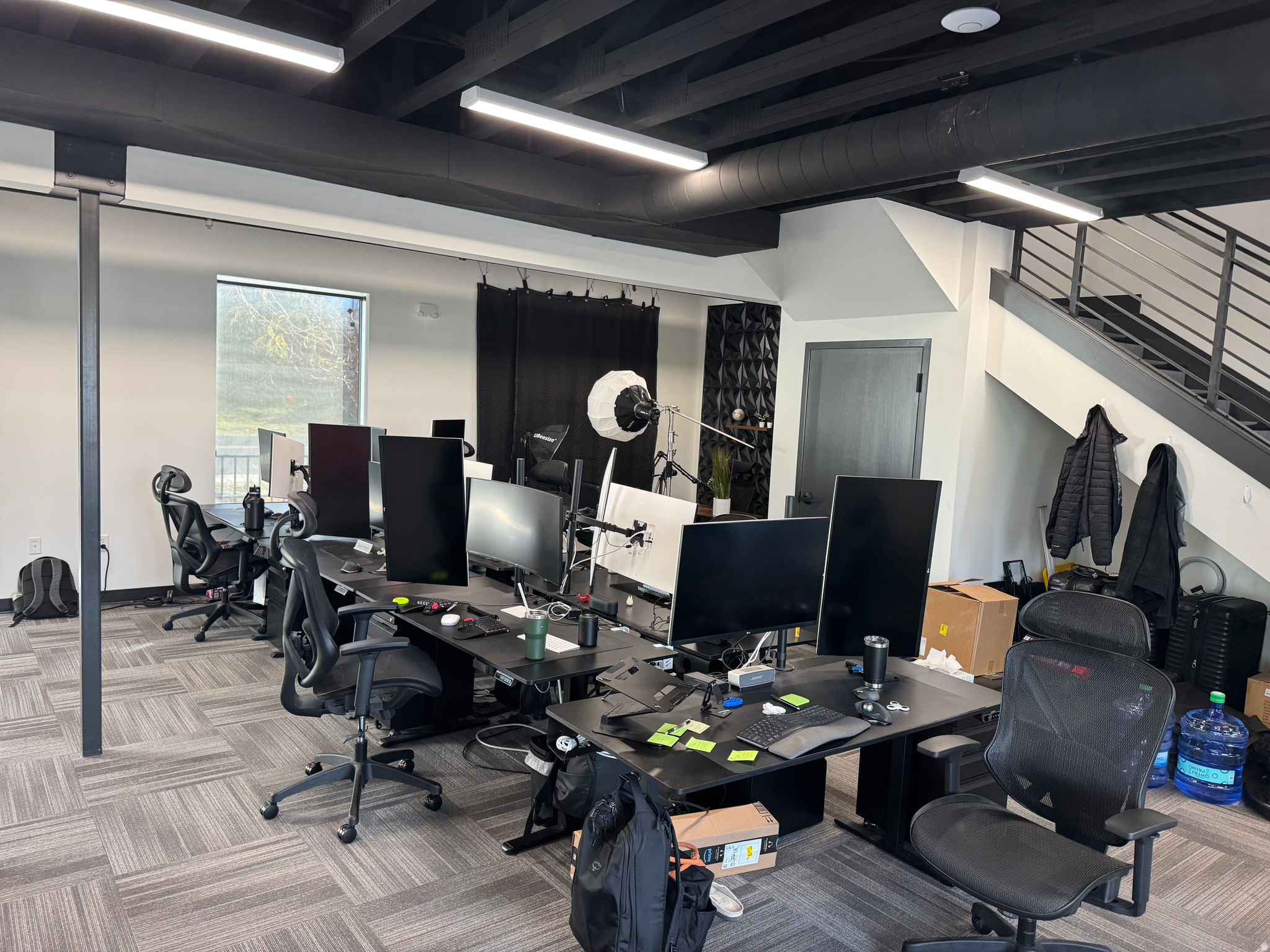 LINDON'S EDGE - Commercial Lease