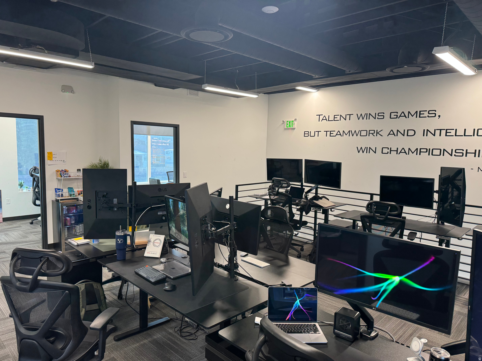 LINDON'S EDGE - Commercial Lease