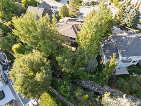 Tiny photo for 2614 E TUXEDO CIR, Cottonwood Heights, UT 84093 (MLS # 2105050)