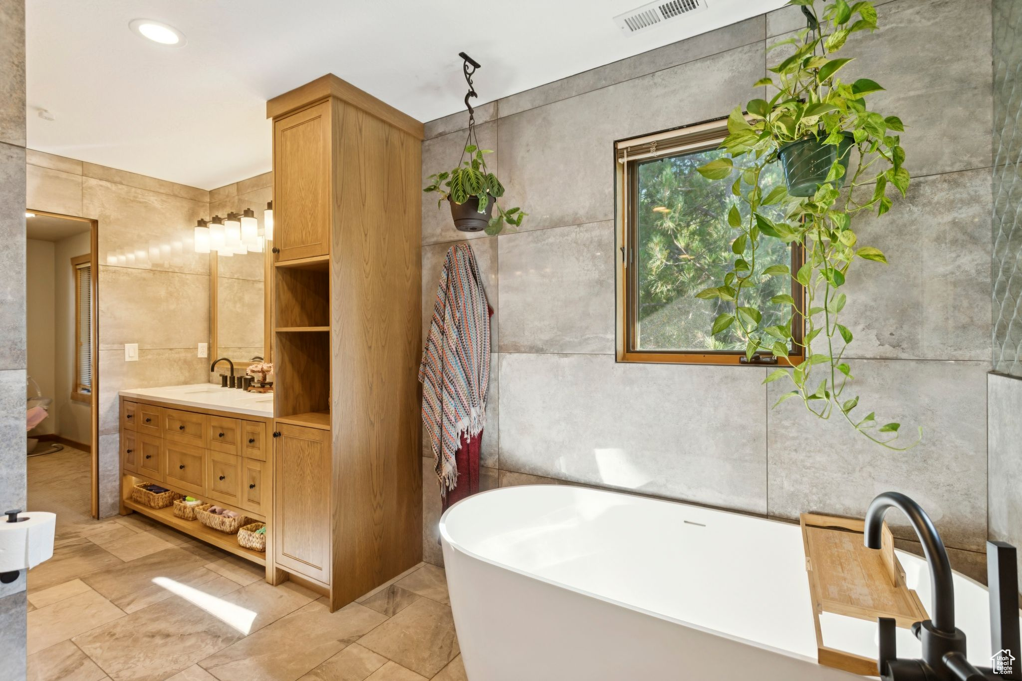 SCOTTSDALE RIDGE PHASE 3 - Residential