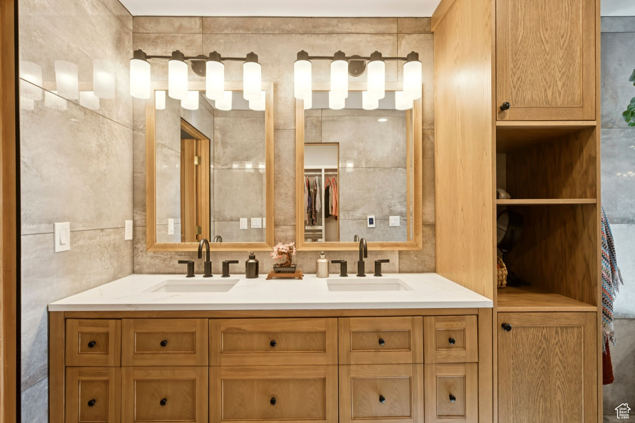 SCOTTSDALE RIDGE PHASE 3 - Residential
