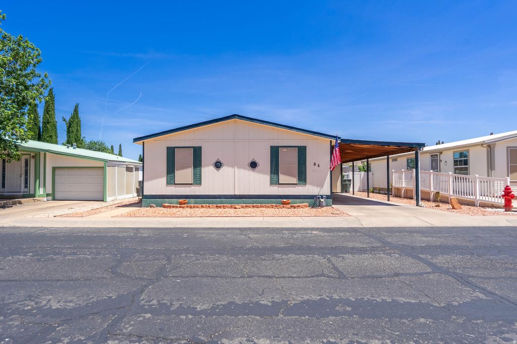 Photo of 84 N 3910 W, Hurricane, UT 84737 (MLS # 2158009)