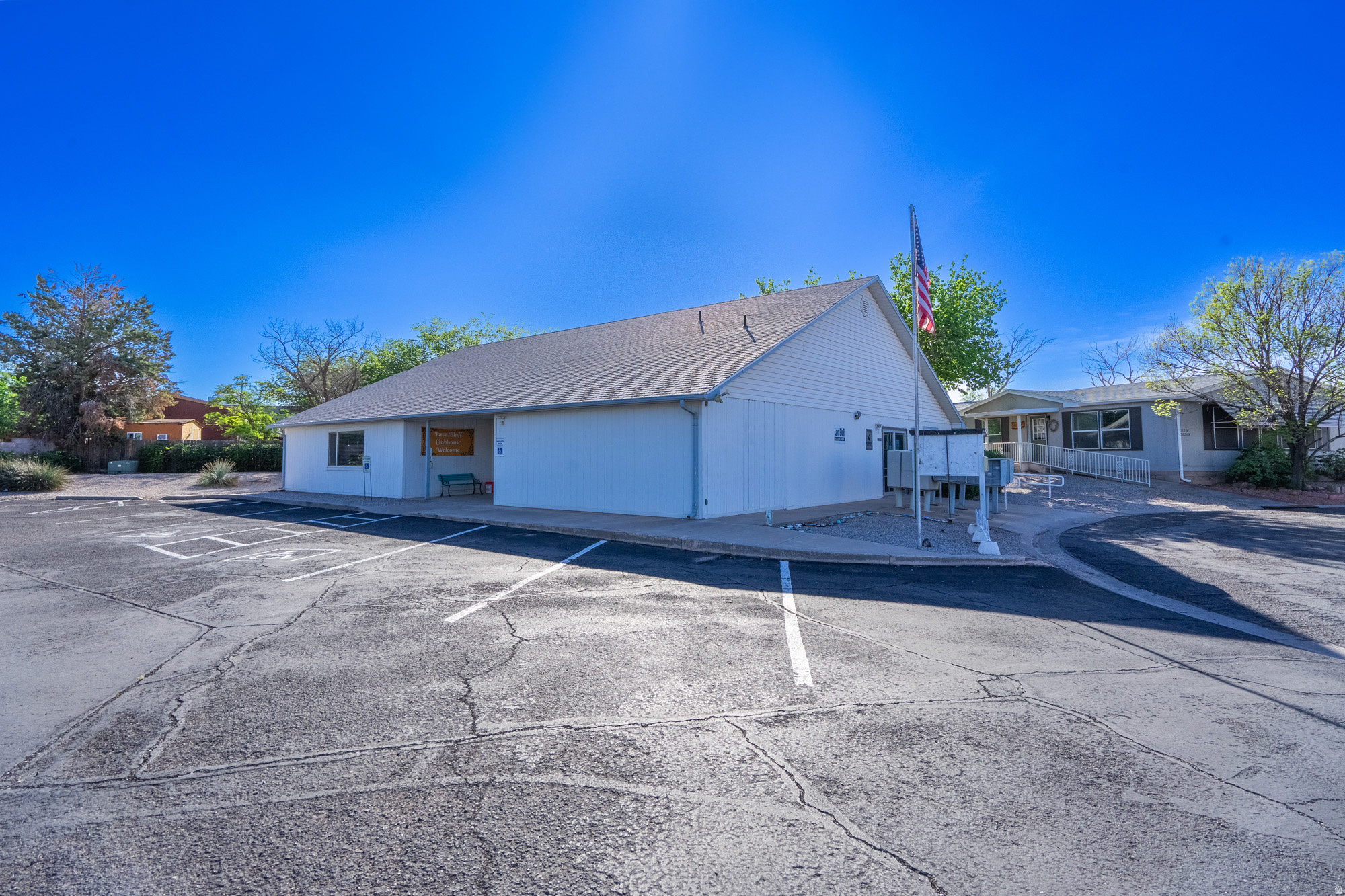 LAVA BLUFF MOBILE HOME PARK AMD - Residential