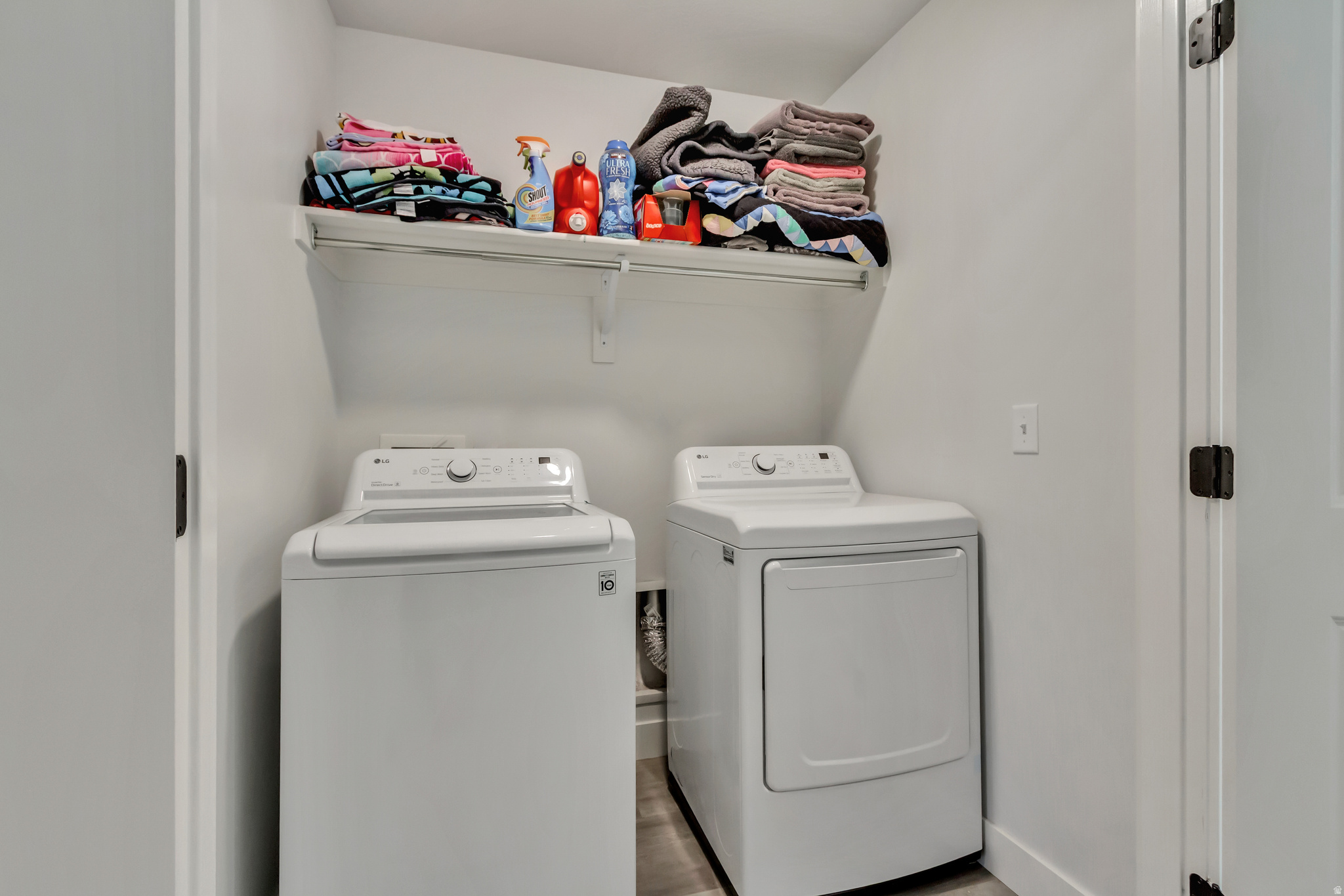 WILLOW POINT - Residential