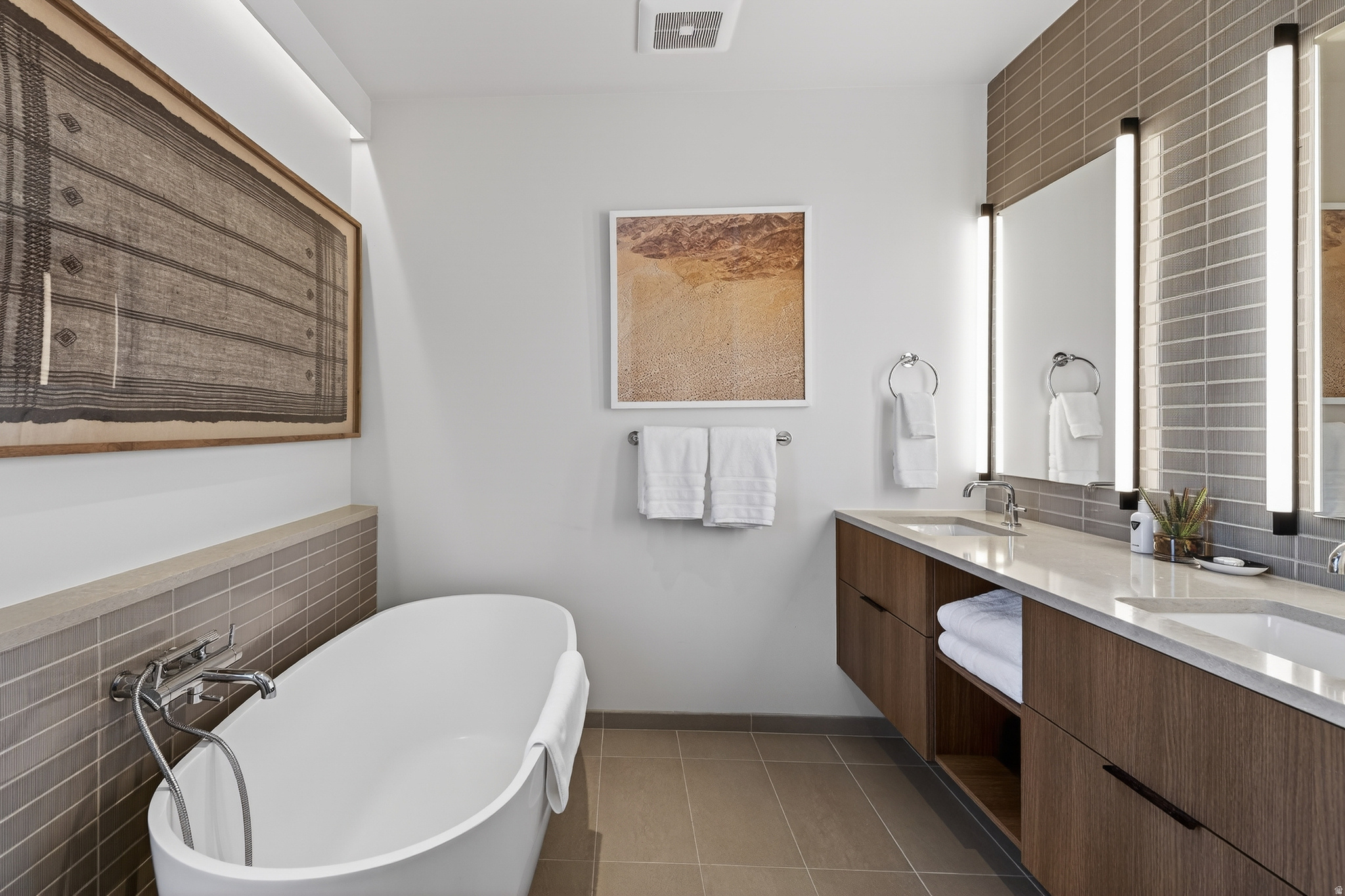 LIONSBACK RESORT - Residential