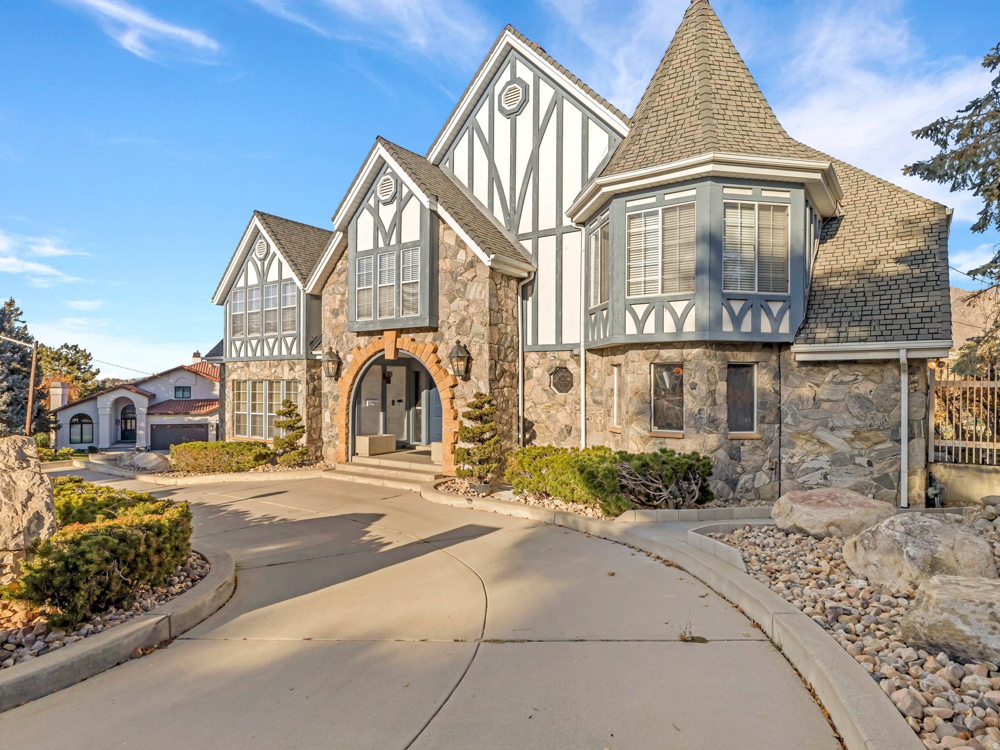 WILLOW CREEK - Residential