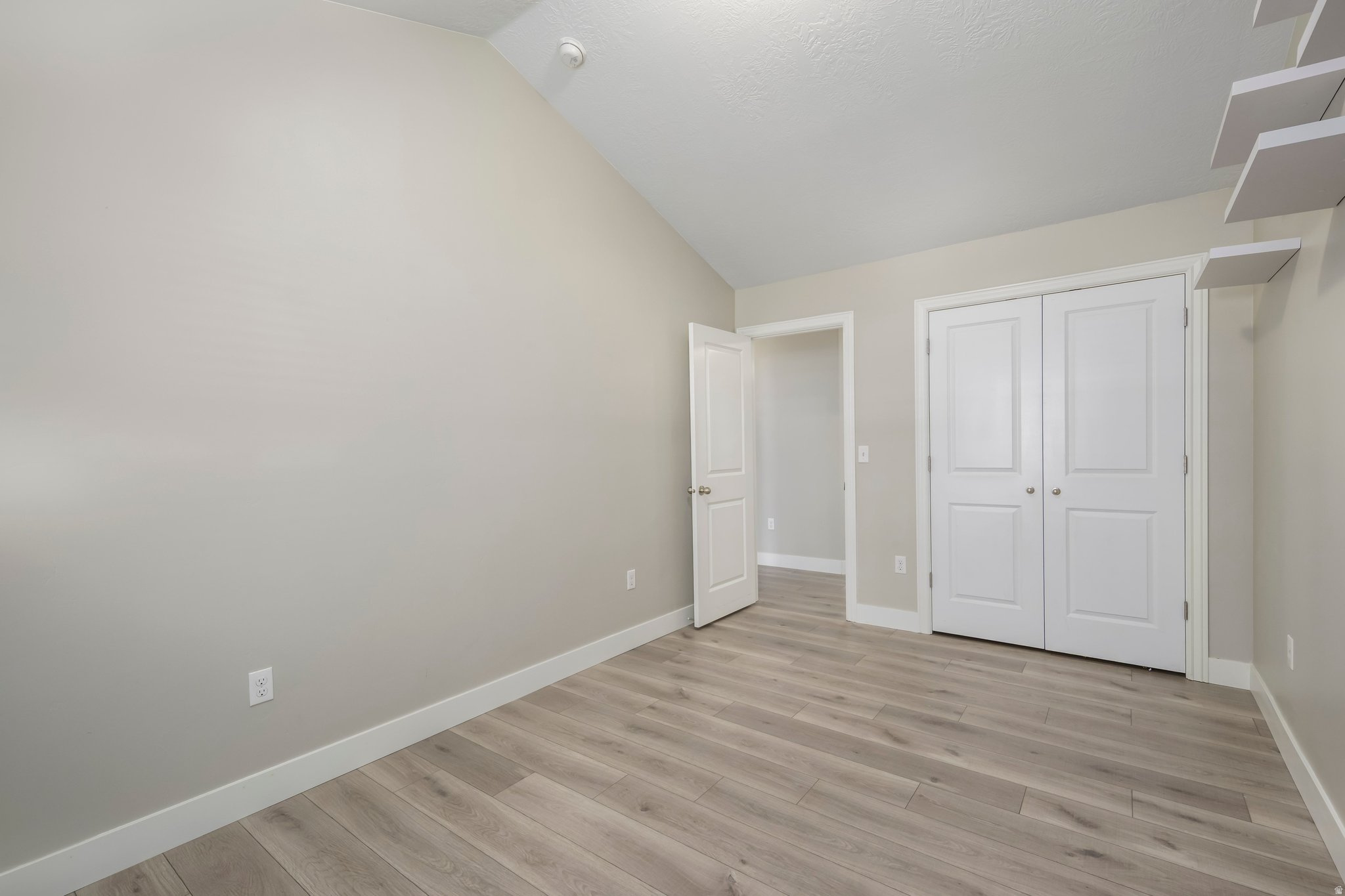 VALENTINE ESTATES - Residential