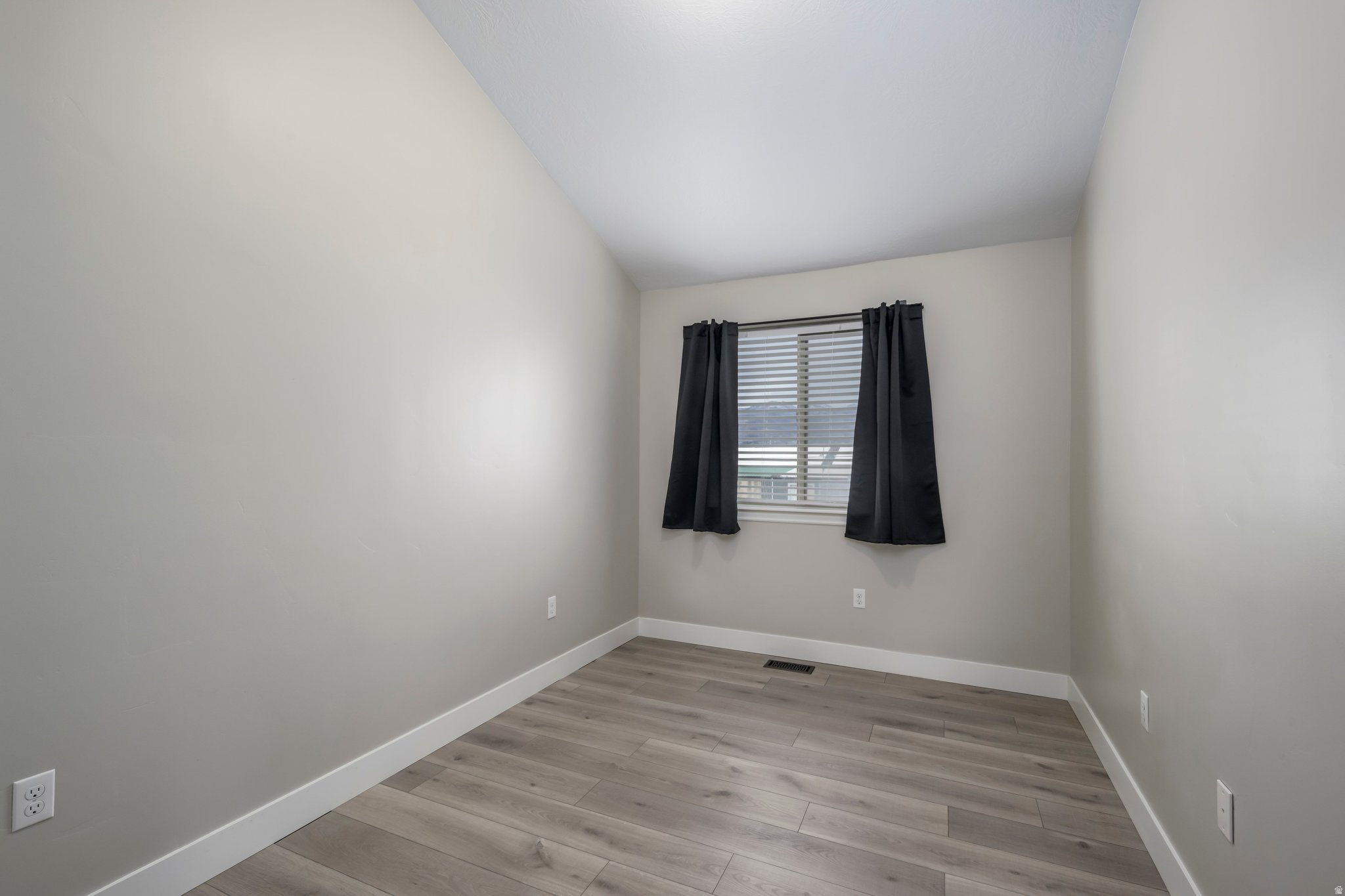 VALENTINE ESTATES - Residential