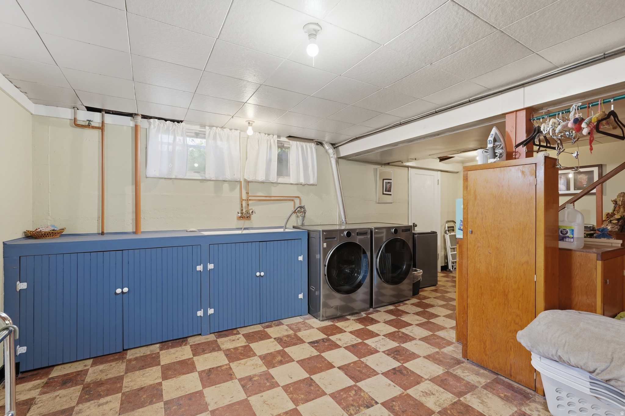 LINCOLN SUB - Residential