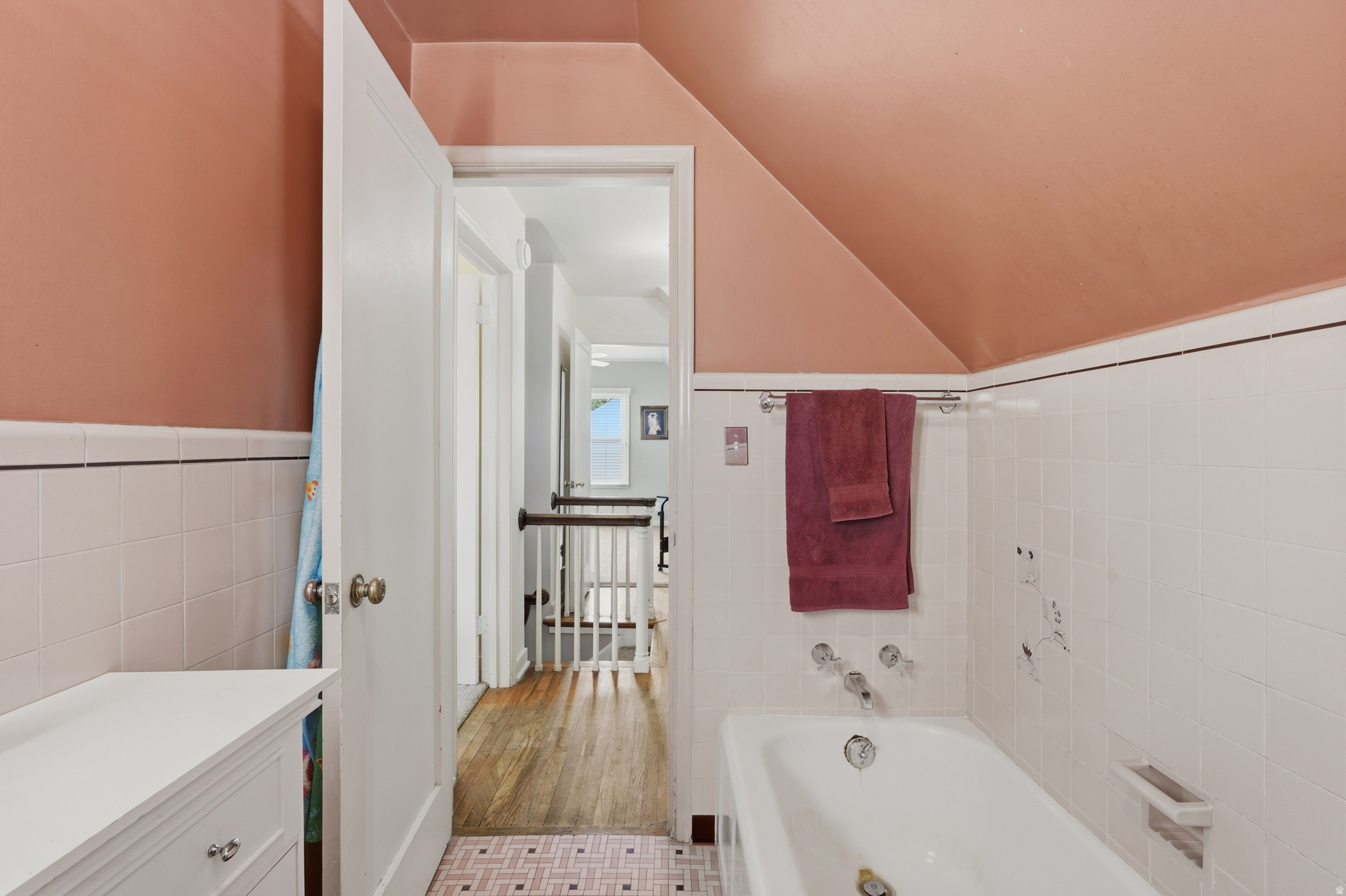 LINCOLN SUB - Residential