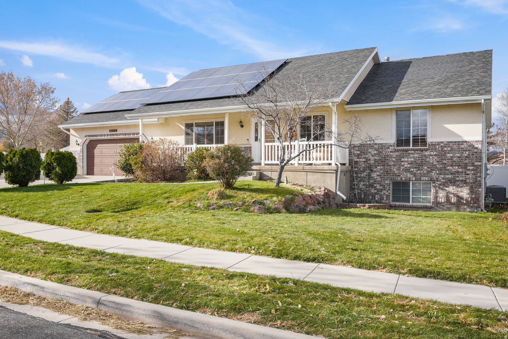 FOOTHILLS - Residential