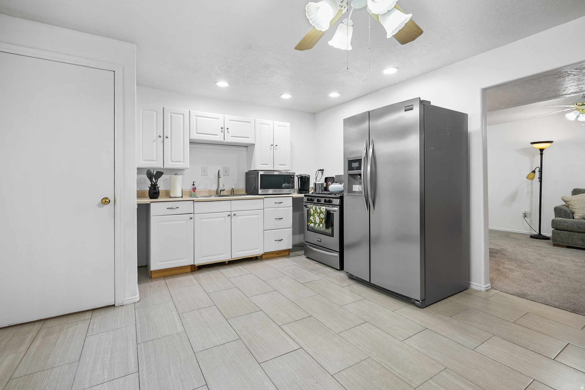 FOOTHILLS - Residential