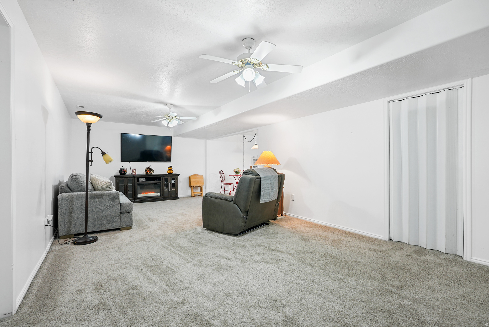 FOOTHILLS - Residential