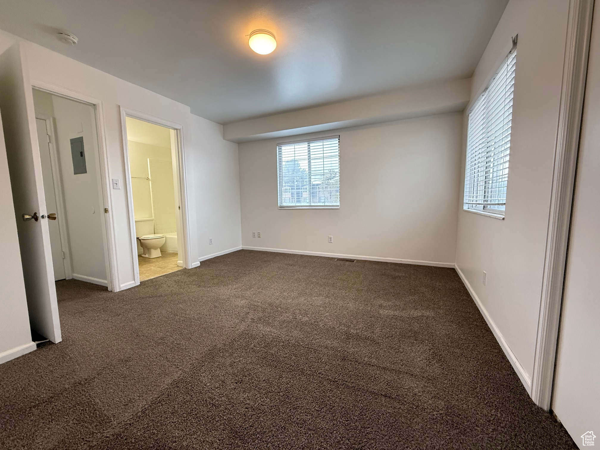 MONTERA CONDO - Residential