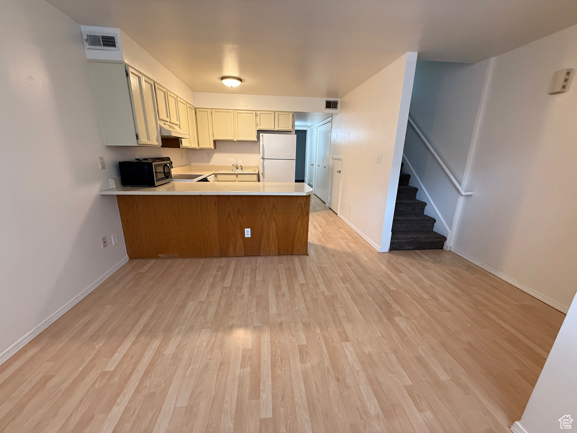 MONTERA CONDO - Residential