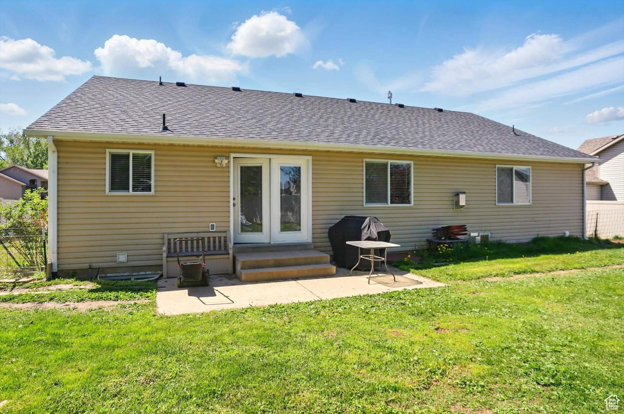 CHERRY RIDGE - Residential