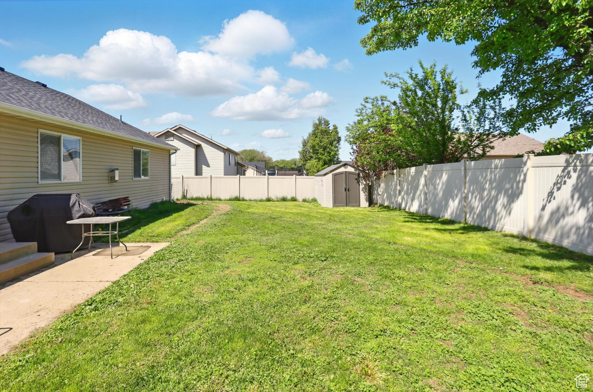 CHERRY RIDGE - Residential