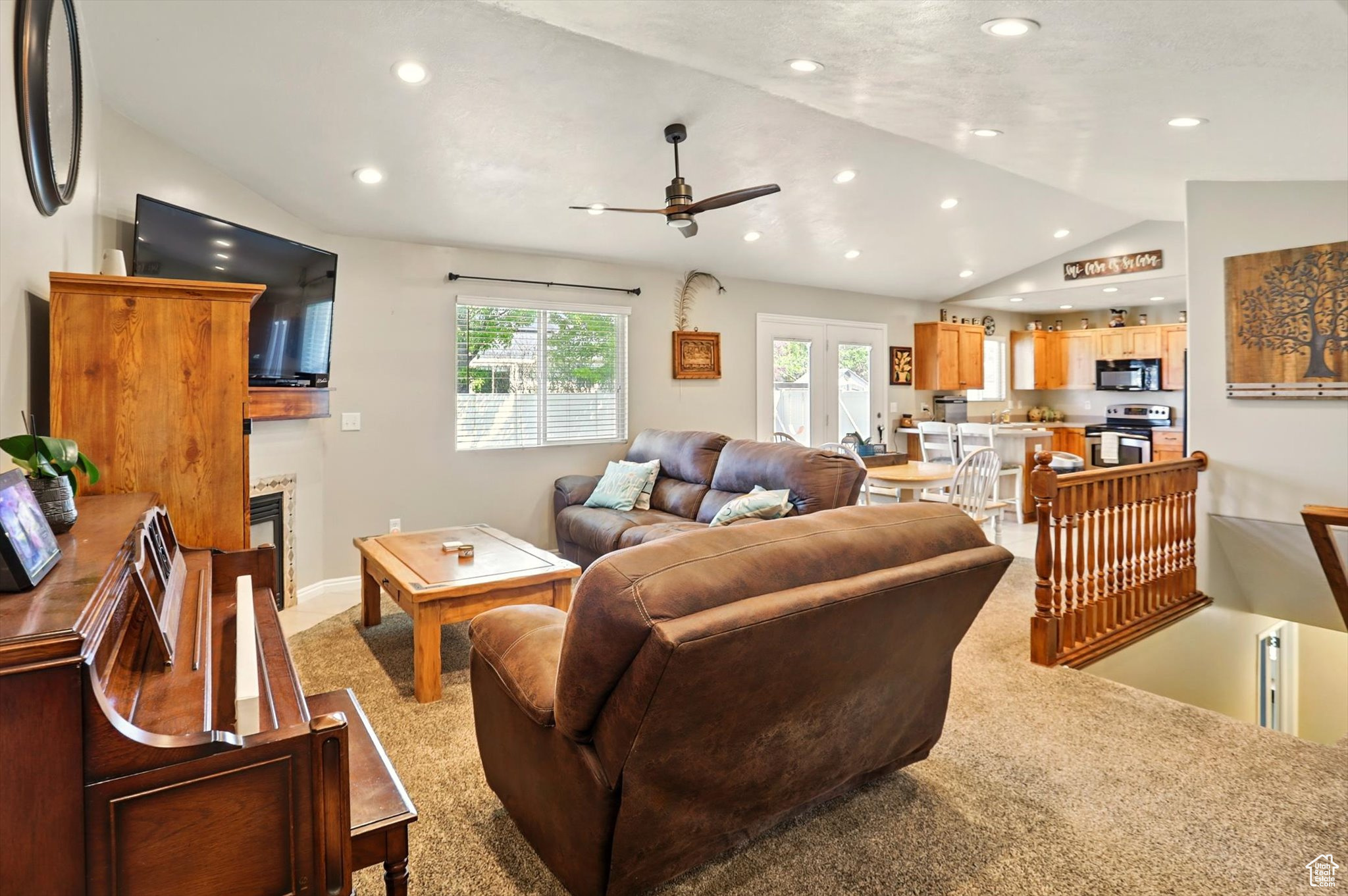 CHERRY RIDGE - Residential