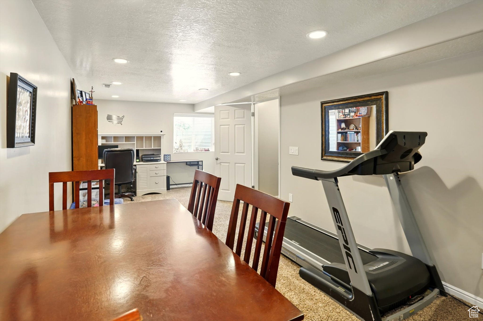 CHERRY RIDGE - Residential