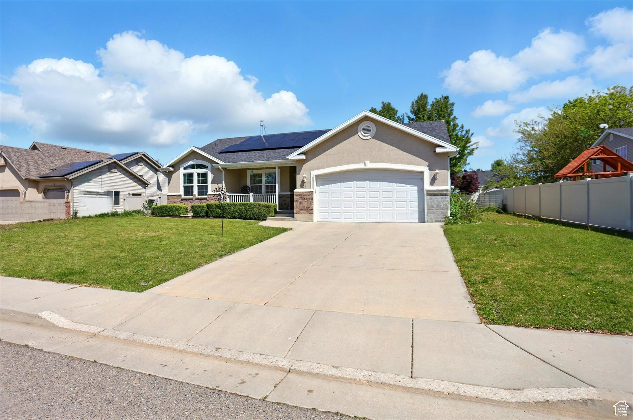 CHERRY RIDGE - Residential