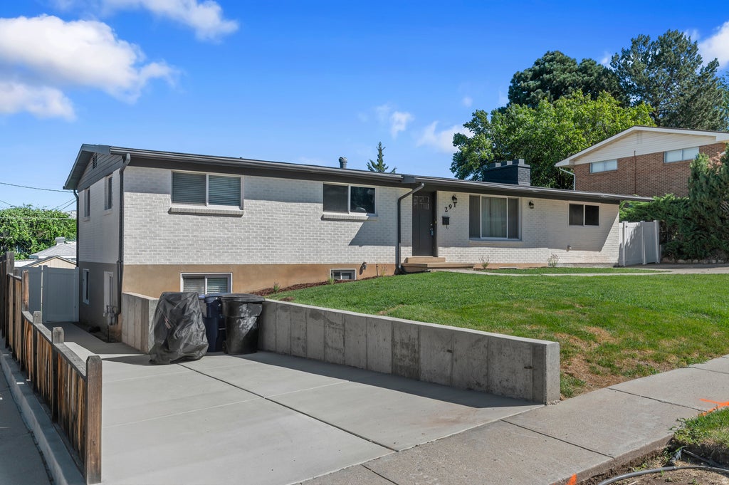 Photo of 291 E 1950 S, Bountiful, UT 84010 (MLS # 2184119)