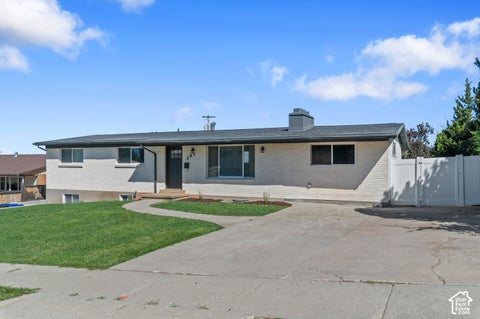 Tiny photo for 291 E 1950 S, Bountiful, UT 84010 (MLS # 2184119)