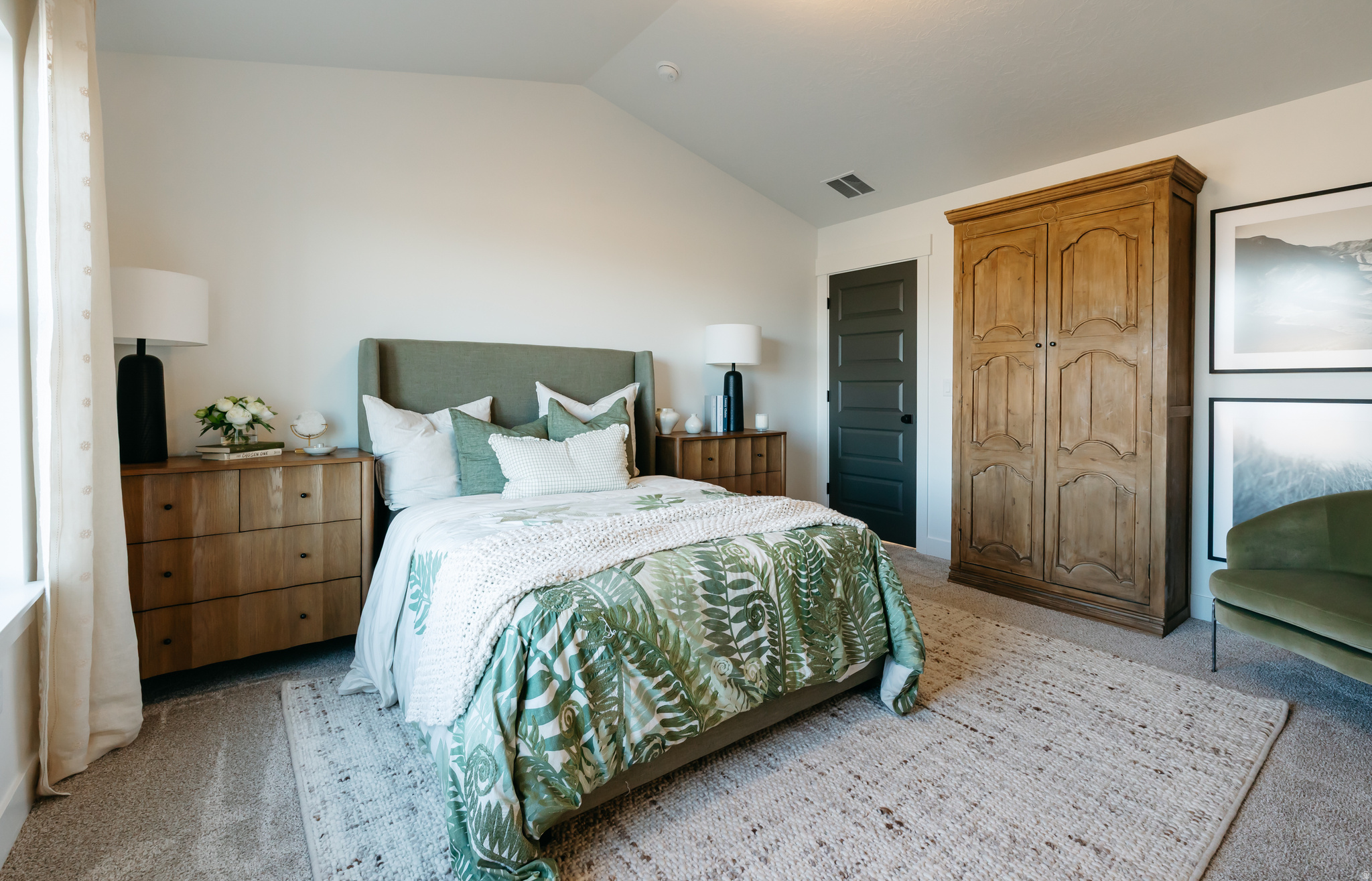 KING'S CANYON - Residential