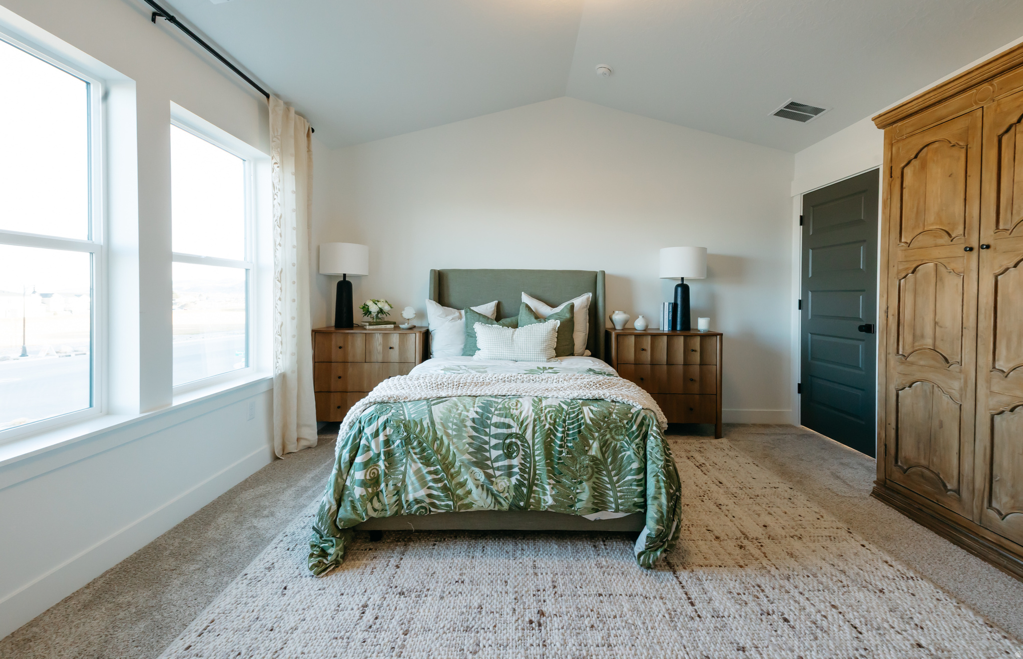 KING'S CANYON - Residential