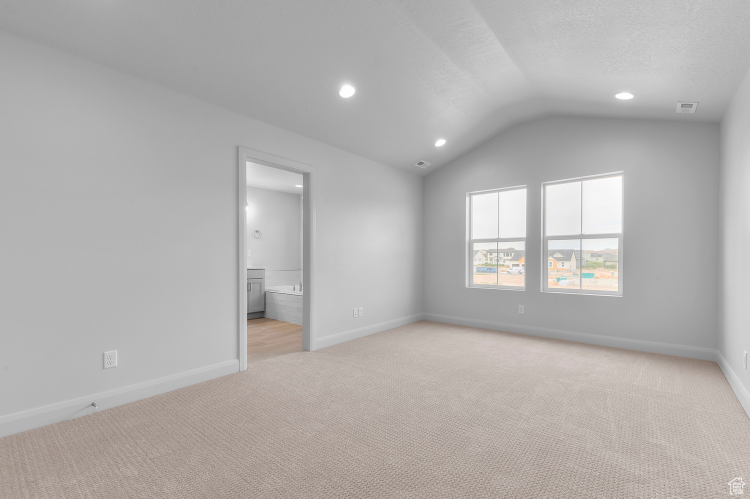 HOLBROOK FARMS 315 - Residential