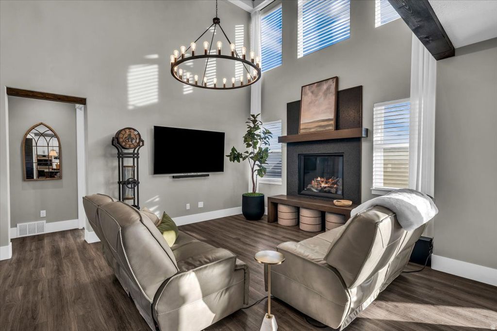 Photo of 6429 W MAPLE VALLEY CIR, West Jordan, UT 84081 (MLS # 2135818)