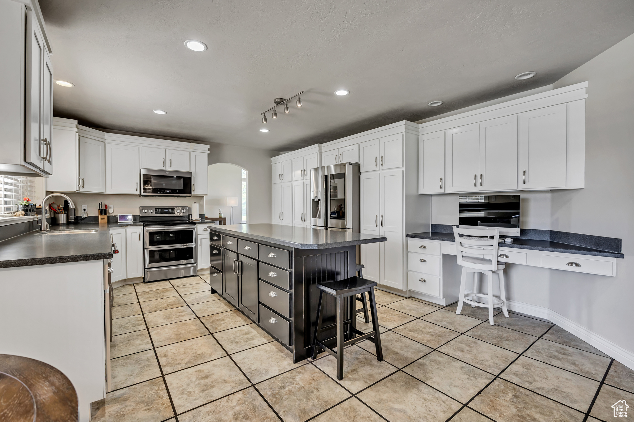 BARNEY FARMS - Residential