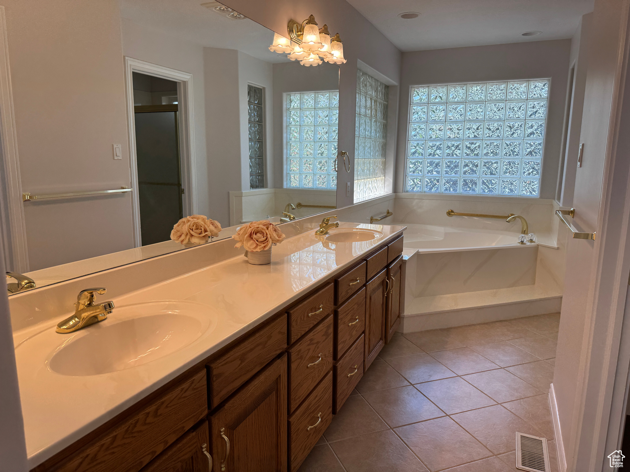 GREEN MOUNTAIN ESTATES - Residential