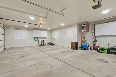 Tiny photo for 362 S GLEN CIR E, Fruit Heights, UT 84037 (MLS # 2089711)