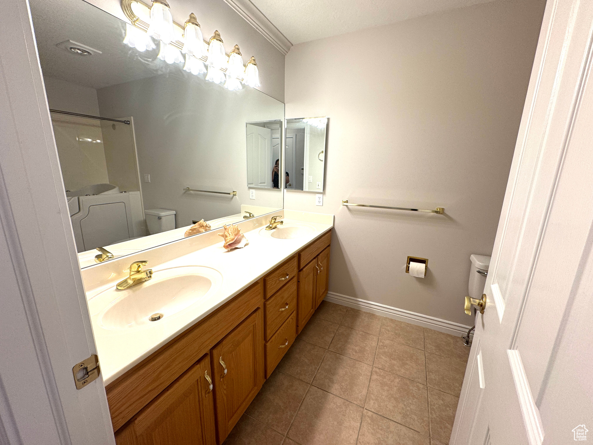 GREEN MOUNTAIN ESTATES - Residential