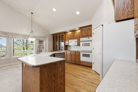 Tiny photo for 362 S GLEN CIR E, Fruit Heights, UT 84037 (MLS # 2089711)