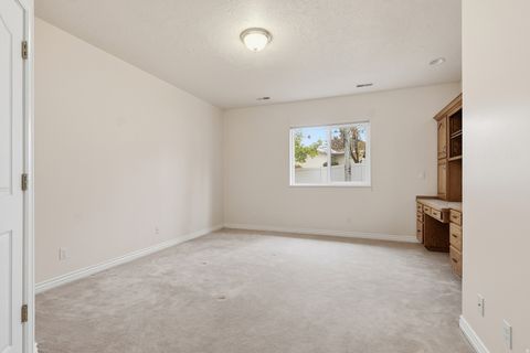 Tiny photo for 362 S GLEN CIR E, Fruit Heights, UT 84037 (MLS # 2089711)