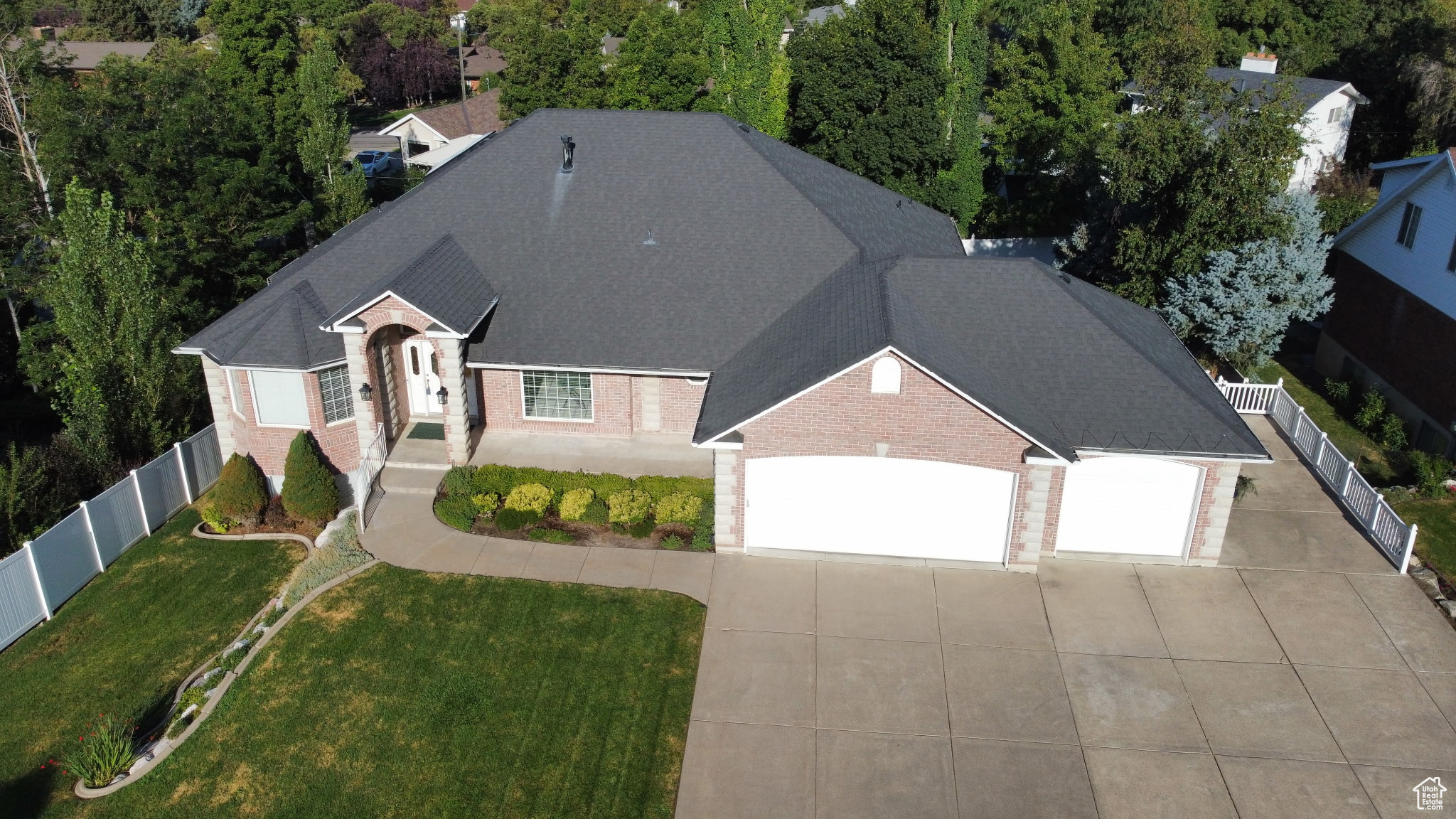 GREEN MOUNTAIN ESTATES - Residential