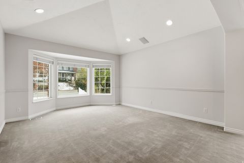 Tiny photo for 362 S GLEN CIR E, Fruit Heights, UT 84037 (MLS # 2089711)