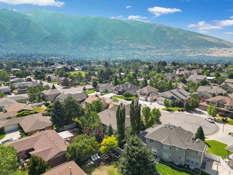 Tiny photo for 1653 E CRESCENT VIEW CIRCLE CIR S, Sandy, UT 84092 (MLS # 2174181)