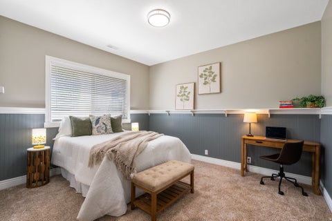 Tiny photo for 1653 E CRESCENT VIEW CIRCLE CIR S, Sandy, UT 84092 (MLS # 2174181)