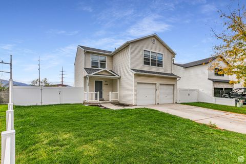 Photo of 1468 S ARCHMORE LOOP W, Springville, UT 84663 (MLS # 2116941)