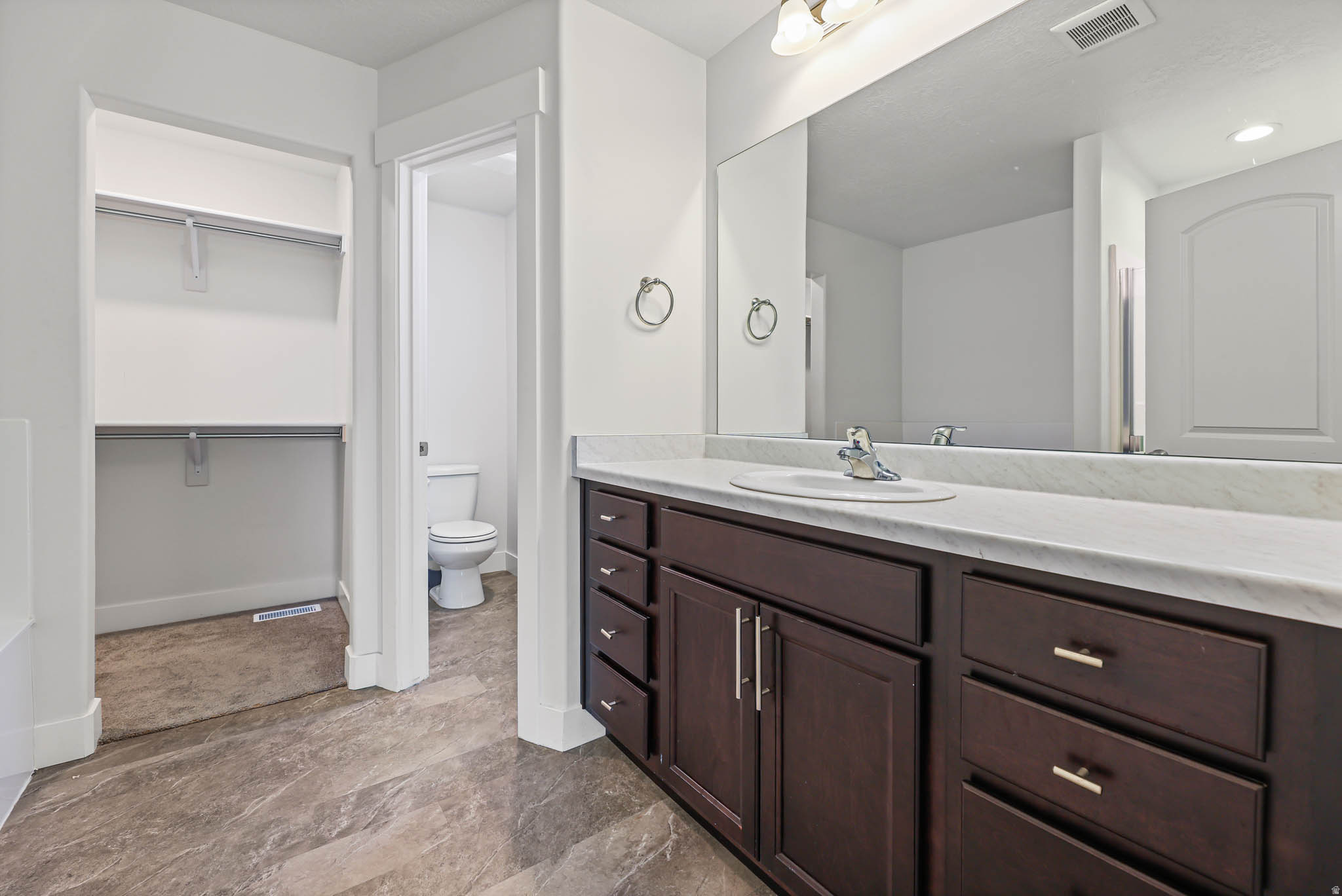 MOUNTAIN RIDGE - Residential