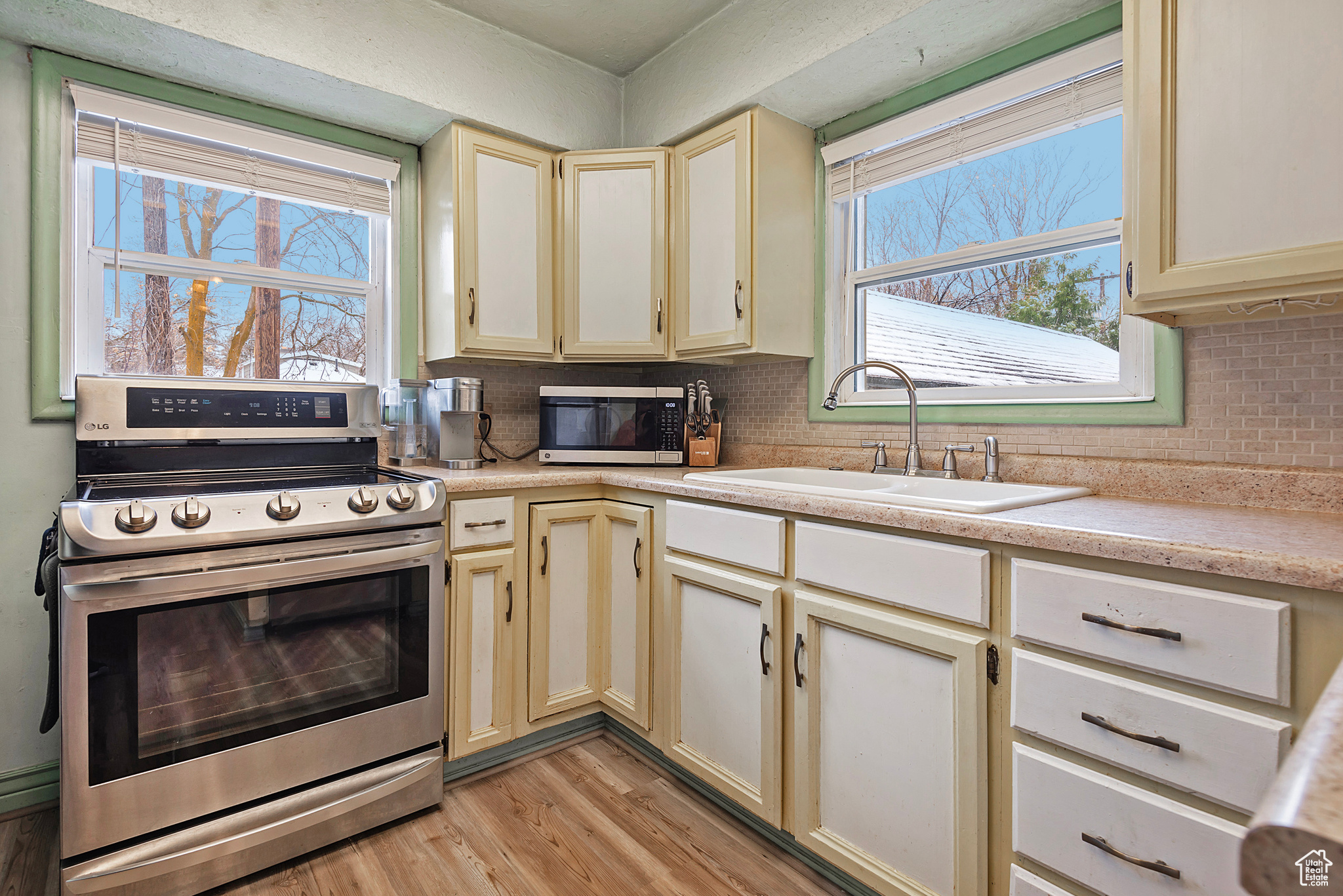 2365 S Polk Ave, Ogden, Utah image 13