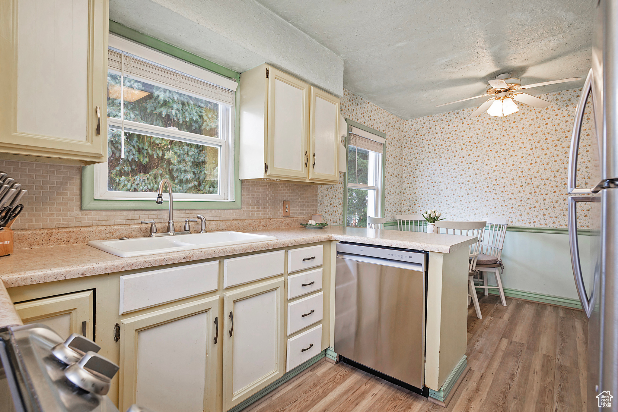 2365 S Polk Ave, Ogden, Utah image 15