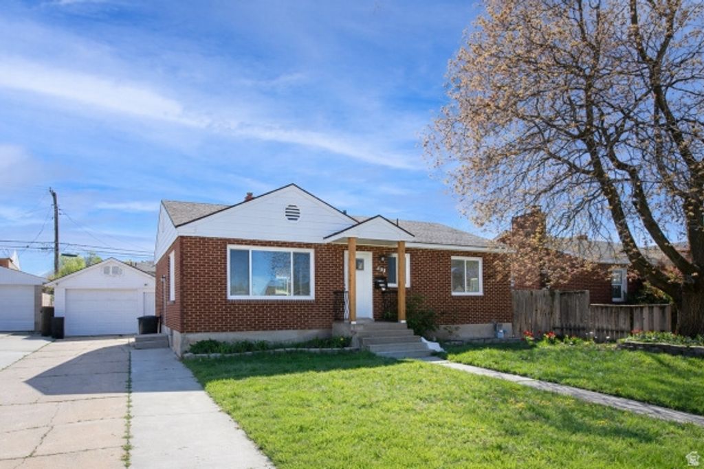 Photo of 321 S 700 E, Clearfield, UT 84015 (MLS # 2152223)