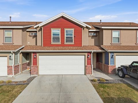 Photo of 134 W 700 S, Spanish Fork, UT 84660 (MLS # 2123228)