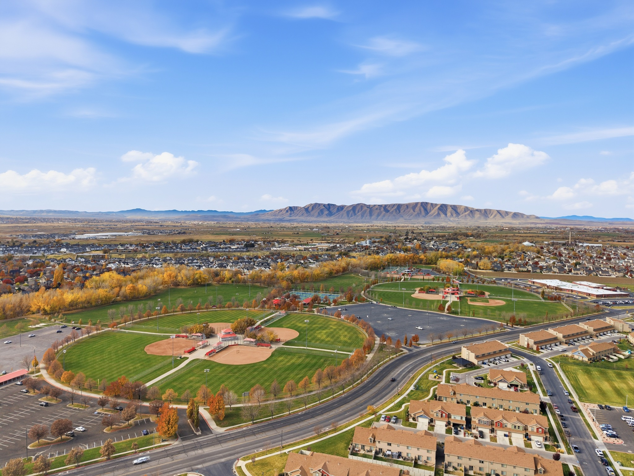 PARKVIEW TOWNHOMES P - Residential