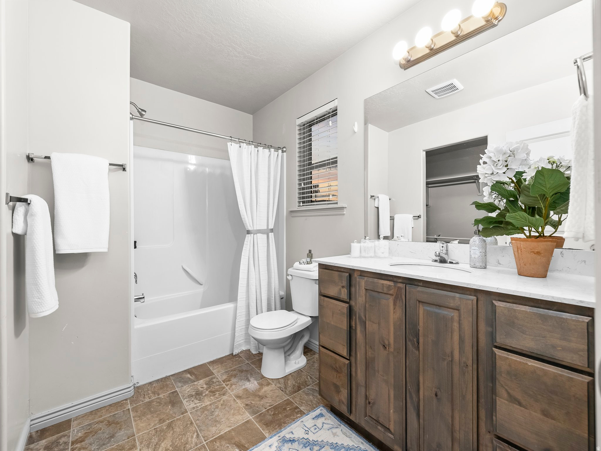 PARKVIEW TOWNHOMES P - Residential