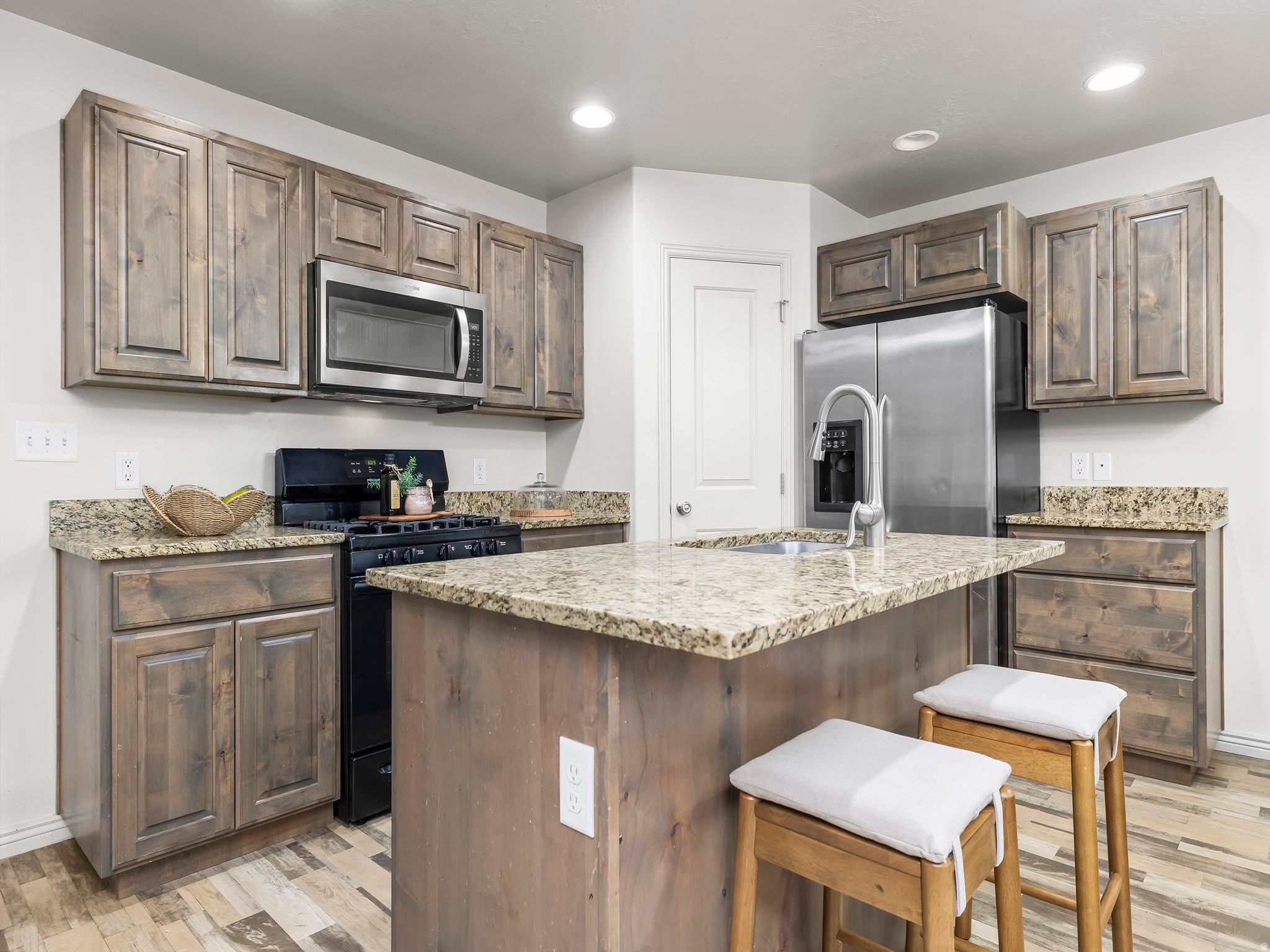 PARKVIEW TOWNHOMES P - Residential